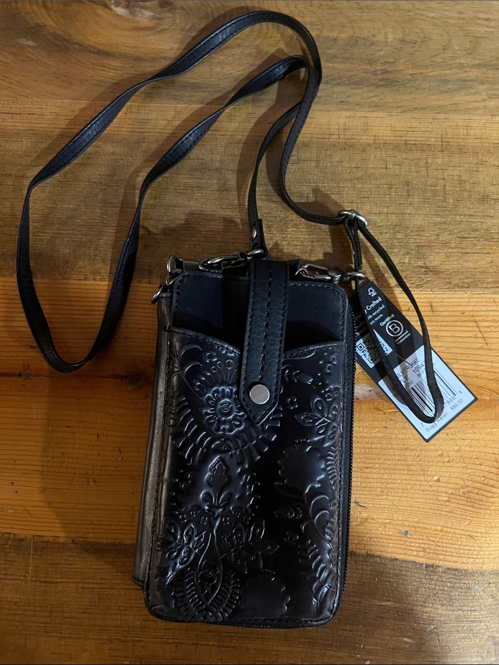 The Sak Silverlake Black Embossed Leather Phone Crossbody—missing wristlet - Picture 8 of 14